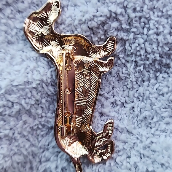 Dachshund 💥 HOST PICK🌟 Enamel Cloissone Brooch Modern Design - Picture 3 of 4